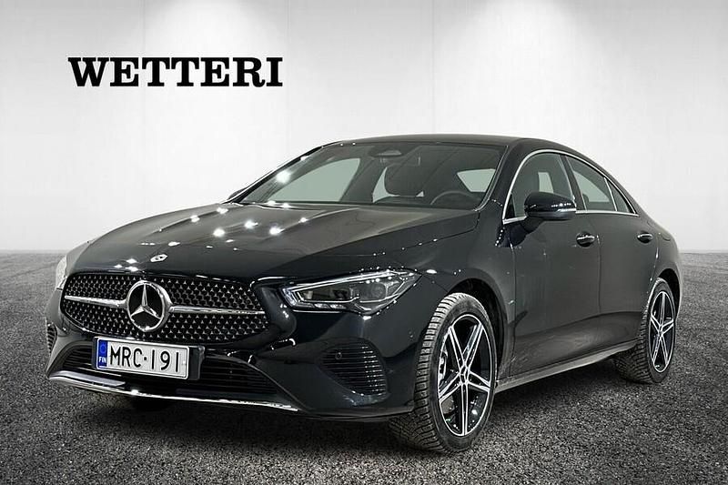 Musta Käytetty 2024 Mercedes E250 Business Coupe - kaksiovinen | 39 900 € (Kallis) - Kuva 1/3