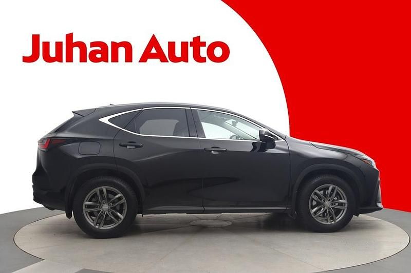Käytetty Lexus NX450h+ Business Edition 306 HP (225 kW) 2023 Musta Katumaasturi
