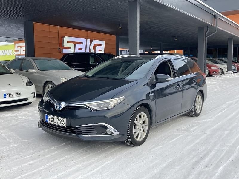 Käytetty 2015 Toyota Auris Touring Sports Style Farmari | 12 790 € (Perustarjous) - Kuva 1/4