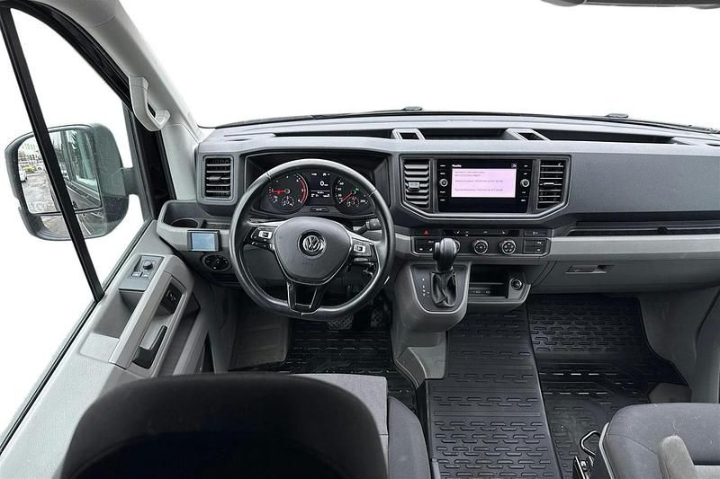 Käytetty VW Crafter 174 HP (127 kW) 2022 Musta Van