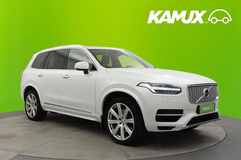 Valkoinen Käytetty 2016 Volvo XC90 Inscription Katumaasturi | 23 870 € (Hieman kallis) - Kuva 1/4
