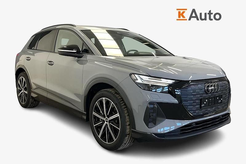 Harmaa Käytetty 2025 Audi Q4 e-tron Advanced Katumaasturi | 61 700 € - Kuva 1/4