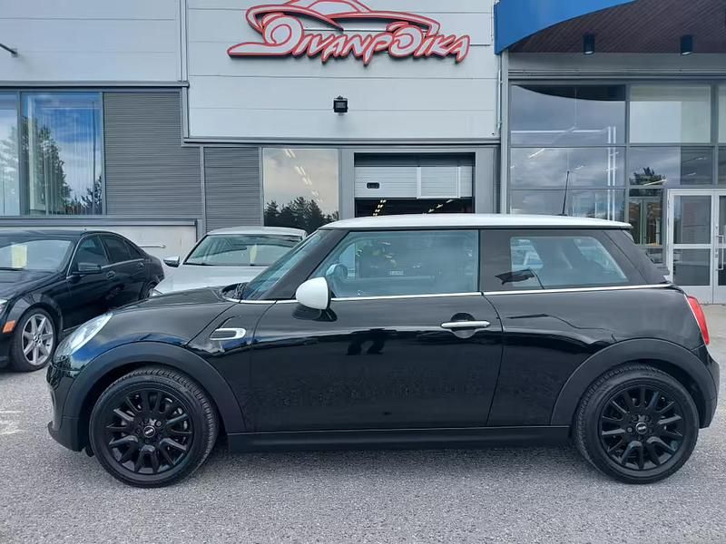 Musta Käytetty 2014 Mini Cooper Viistoperä | 14 890 € - Kuva 1/4