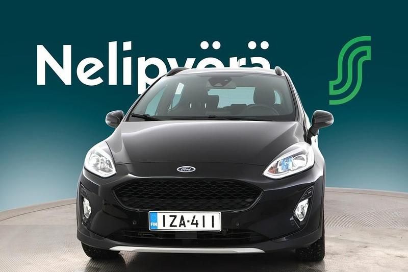 Käytetty Ford Fiesta Active 95 HP (69 kW) 2021 Musta Viistoperä