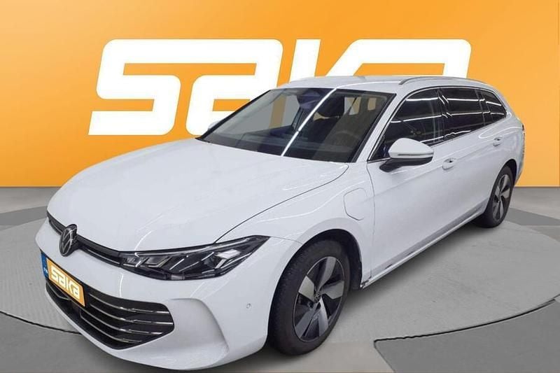 Käytetty VW Passat Comfortline 204 HP (150 kW) 2025 Farmari