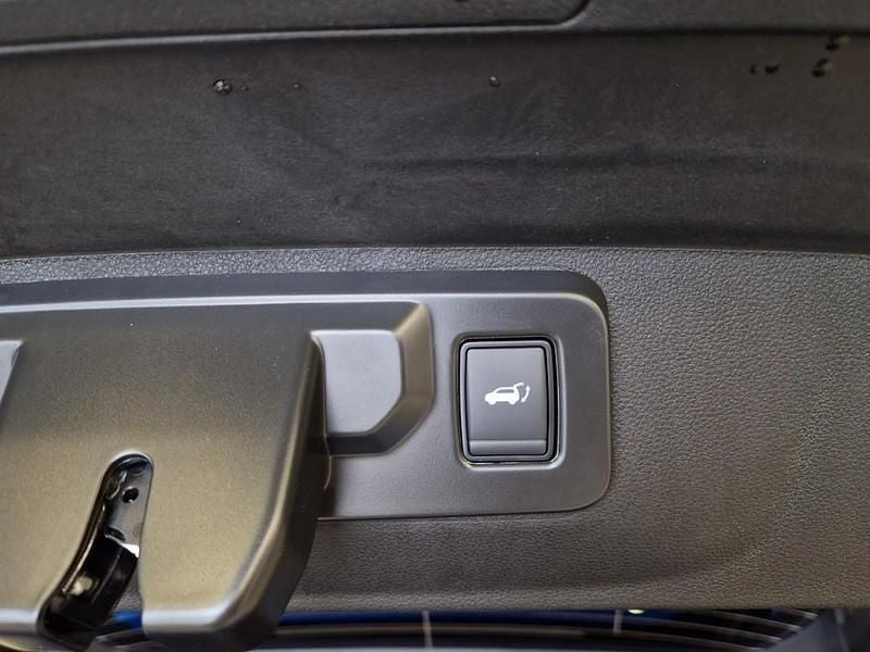 Käytetty Renault Rafale Esprit Alpine 301 HP (221 kW) 2025 Sininen Katumaasturi