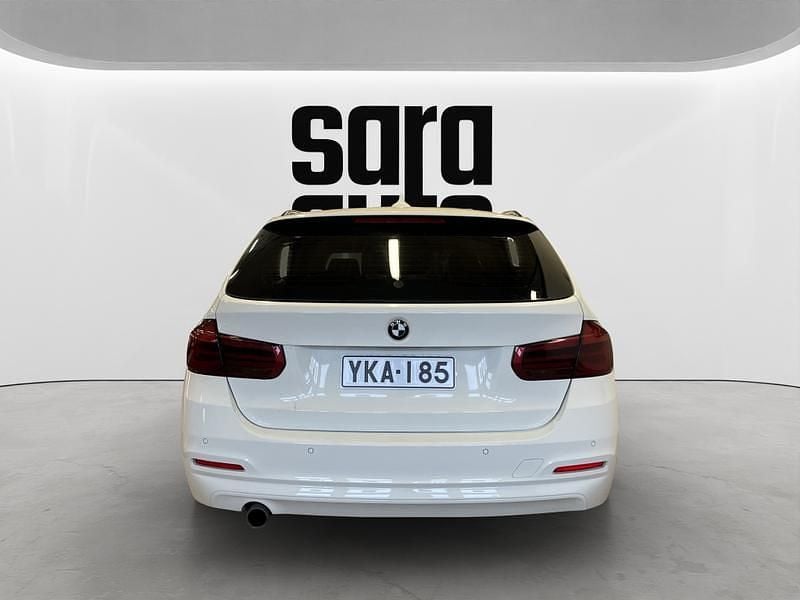 Käytetty BMW 318 Exclusive 150 HP (110 kW) 2018 Farmari