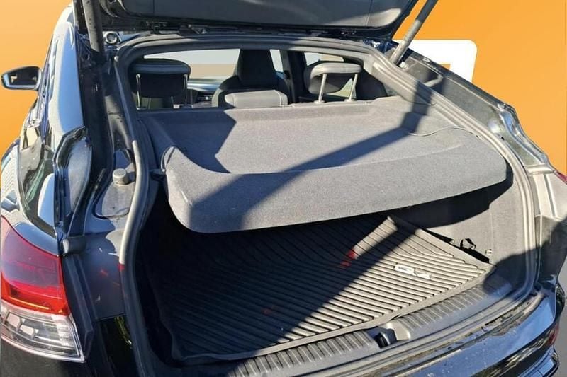 Käytetty Audi Q4 Sportback e-tron 219 kW (299 HP) 2023 Katumaasturi