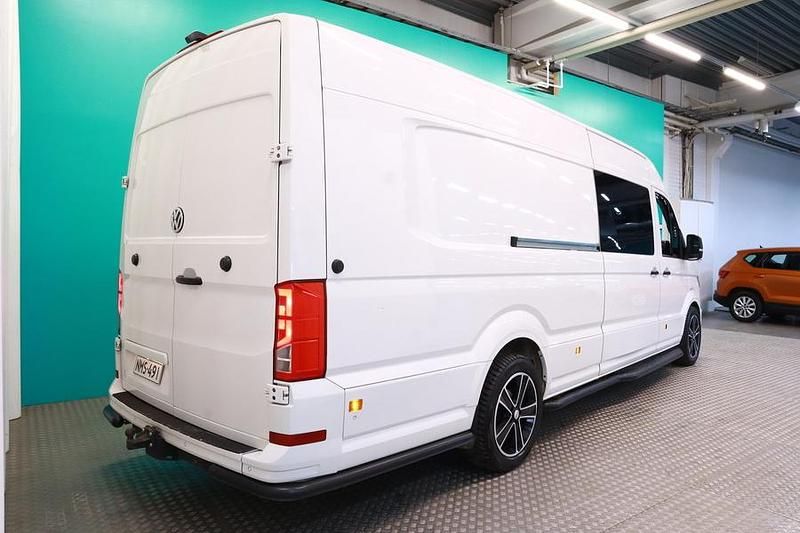 Käytetty VW Crafter 177 HP (130 kW) 2023 Van