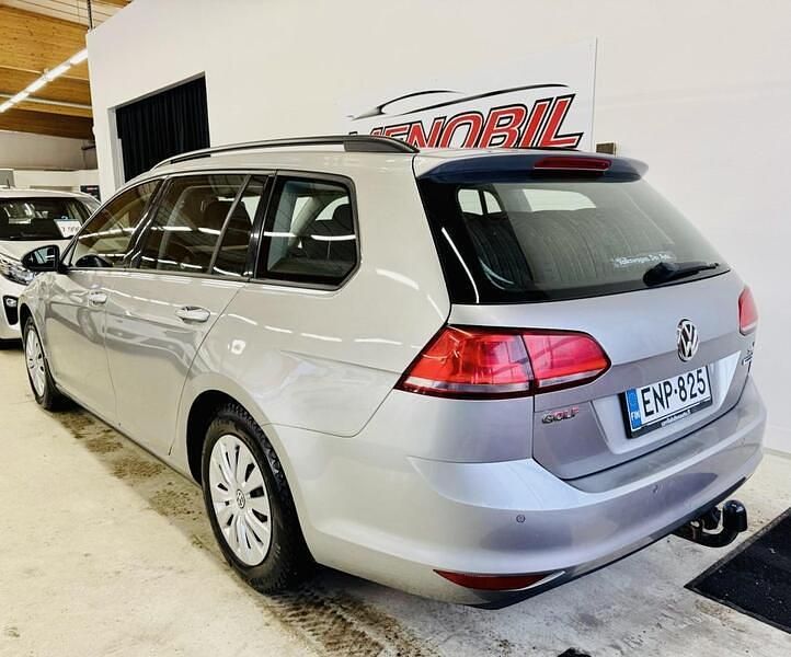 Käytetty VW Golf VII Trendline 86 HP (63 kW) 2015 Farmari