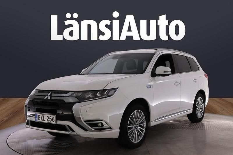 Käytetty 2019 Mitsubishi Outlander P-HEV Instyle Katumaasturi | 18 370 € (Perustarjous) - Kuva 1/2
