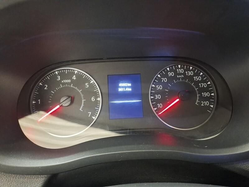 Käytetty Renault Master 150 HP (110 kW) 2022 Valkoinen Van