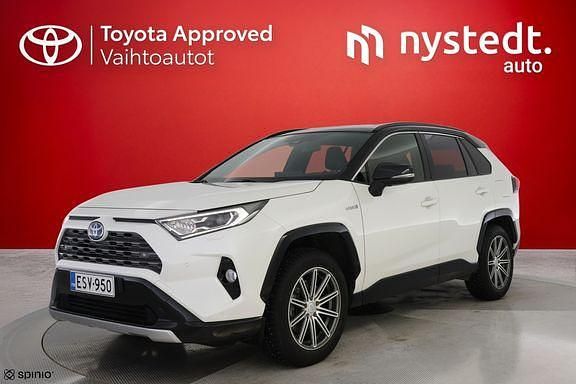 Käytetty Toyota RAV4 Style 219 HP (161 kW) 2021 Valkoinen Katumaasturi