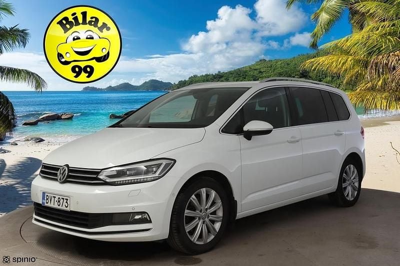 Käytetty VW Touran Highline 150 HP (110 kW) 2019 Tila-auto