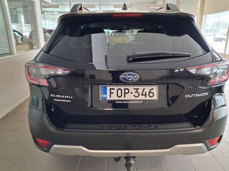 Käytetty Subaru Outback 169 HP (124 kW) 2022 Musta Farmari
