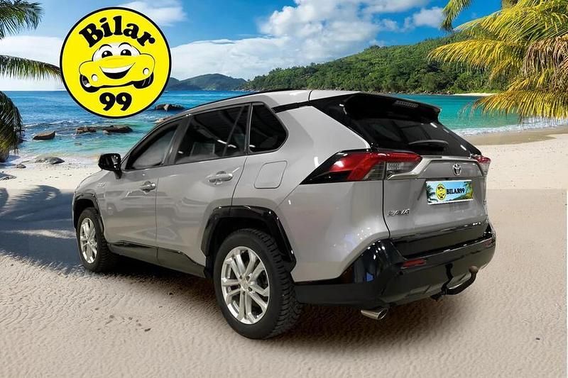 Käytetty Toyota RAV4 Hybrid Style 306 HP (225 kW) 2022 Katumaasturi