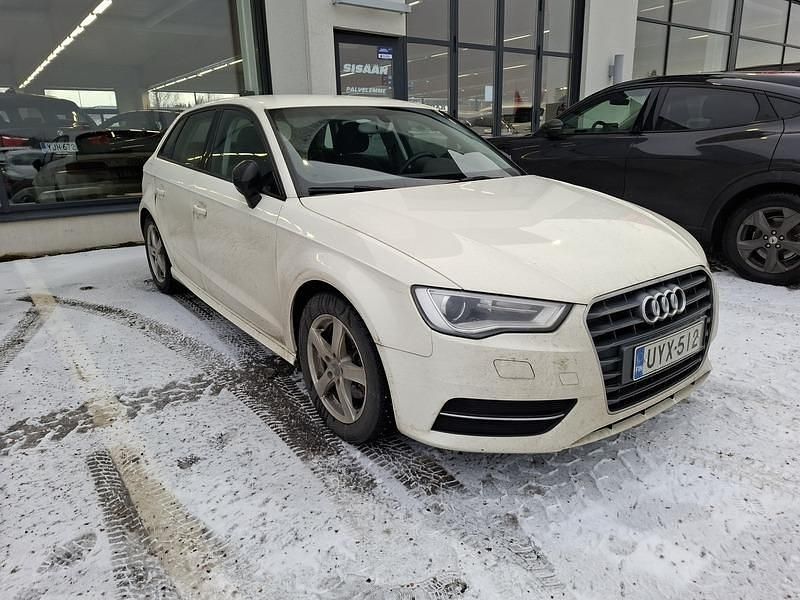 Valkoinen Käytetty 2014 Audi A3 Sportback Business Viistoperä | 9 880 € (Perustarjous) - Kuva 1/4