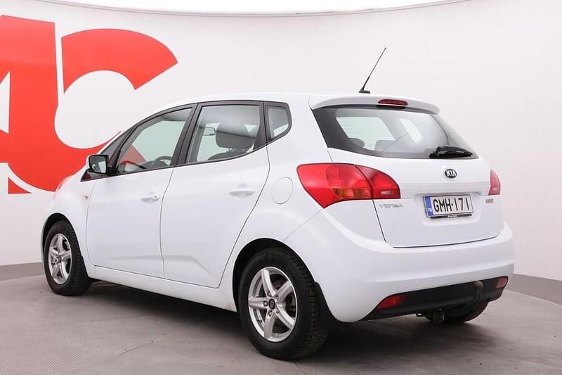 Käytetty Kia Venga EX 125 HP (91 kW) 2017 Valkoinen Viistoperä