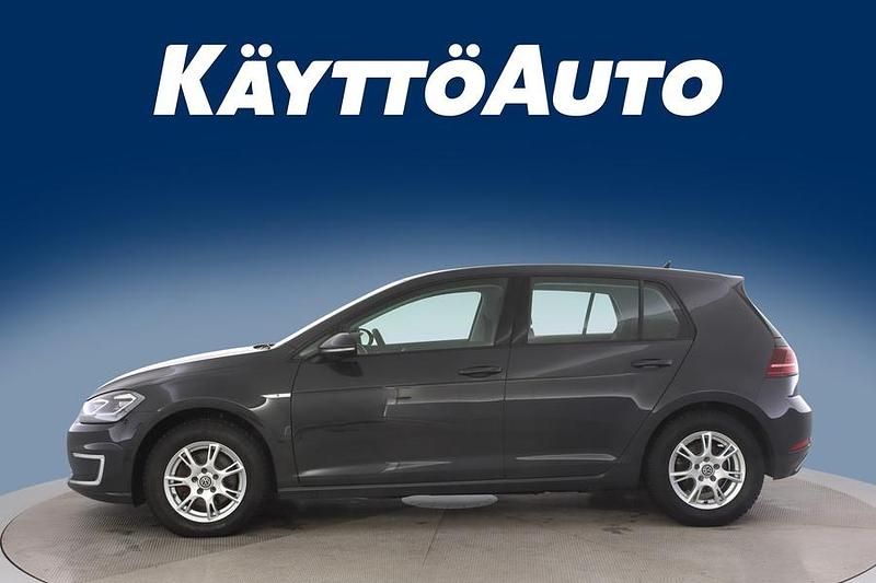 Käytetty VW e-Golf 100 kW (136 HP) 2018 Harmaa Viistoperä
