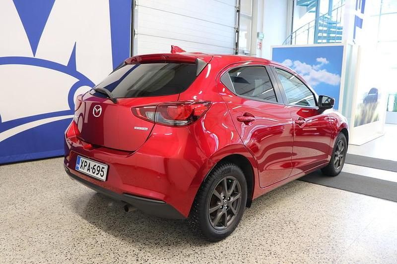 Käytetty Mazda 2 Vision 90 HP (66 kW) 2020 Punainen Viistoperä