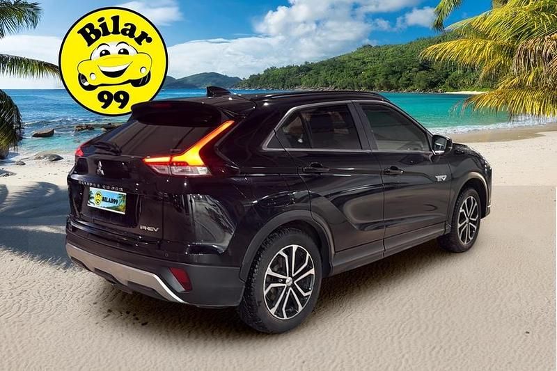 Käytetty Mitsubishi Eclipse Inform 98 HP (72 kW) 2022 Tila-auto