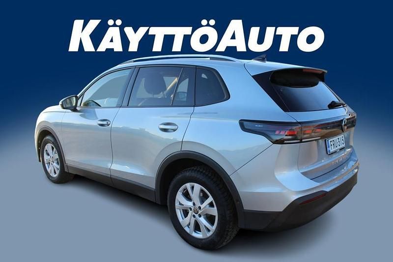 Käytetty VW Tiguan Comfortline 131 HP (96 kW) 2025 F0f0 Katumaasturi