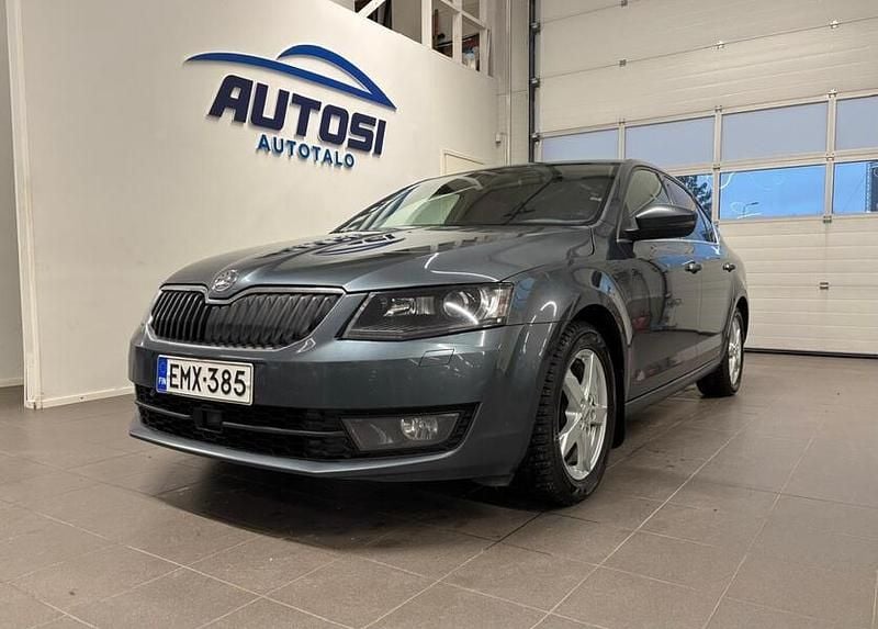 Harmaa Käytetty 2015 Skoda Octavia Elegance Viistoperä | 6 990 € (Kallis) - Kuva 1/4