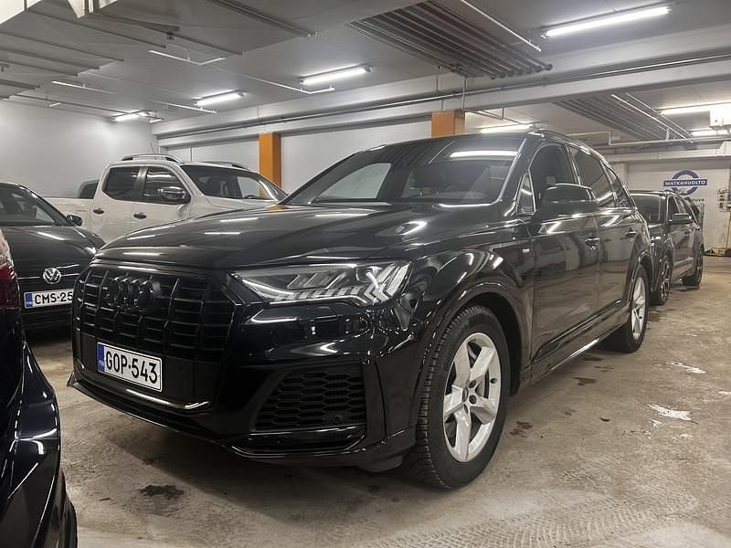 Käytetty Audi Q7 Business 340 HP (250 kW) 2021 Katumaasturi
