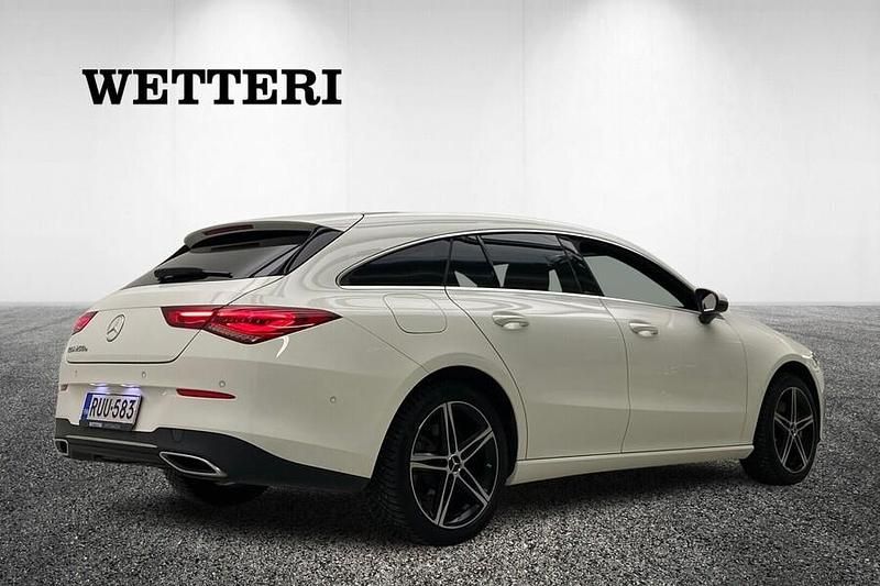 Käytetty Mercedes CLA250e Business 160 HP (117 kW) 2021 Valkoinen Sedan