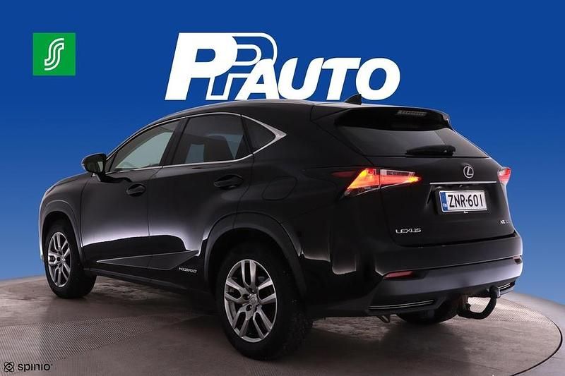 Käytetty Lexus NX300h Executive Line 155 HP (114 kW) 2015 Katumaasturi