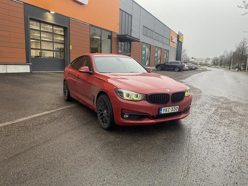 Käytetty 2018 BMW 320 Gran Turismo Exclusive Sedan | 22 400 € (Hyvä tarjous) - Kuva 1/4