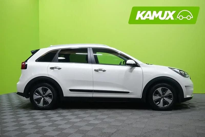 Käytetty Kia Niro 143 HP (105 kW) 2016 Valkoinen Katumaasturi