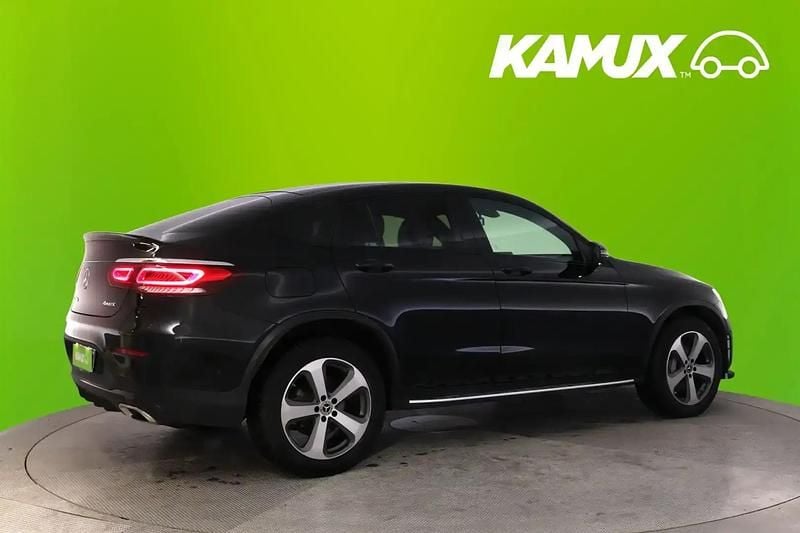Käytetty Mercedes GLC300e Business 194 HP (142 kW) 2022 Musta Coupe - kaksiovinen