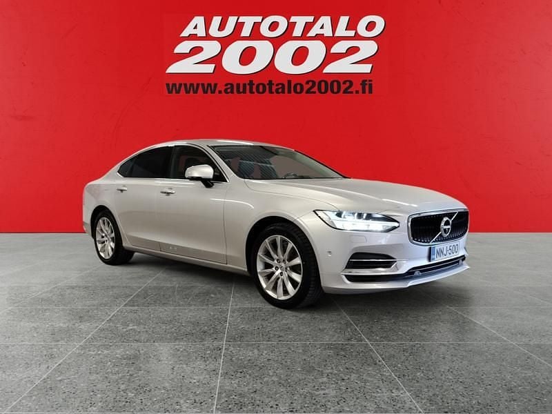 Met. harmaa Käytetty 2017 Volvo S90 Momentum Sedan | 20 900 € (Hyvä tarjous) - Kuva 1/4