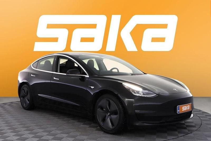 Käytetty 2020 Tesla Model 3 Sedan | 23 600 € (Perustarjous) - Kuva 1/3