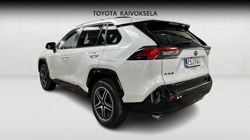 Käytetty Toyota RAV4 Hybrid Active 306 HP (225 kW) 2025 Valkoinen Katumaasturi