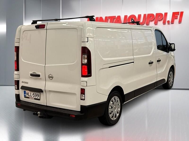 Käytetty Nissan NV300 125 HP (91 kW) 2018 Van
