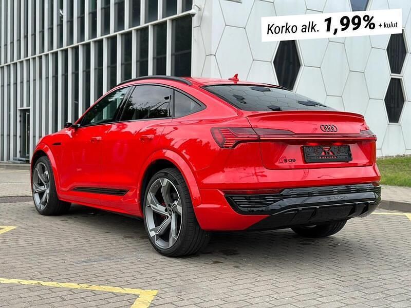 Käytetty Audi e-tron 369 kW (503 HP) 2024 Katumaasturi