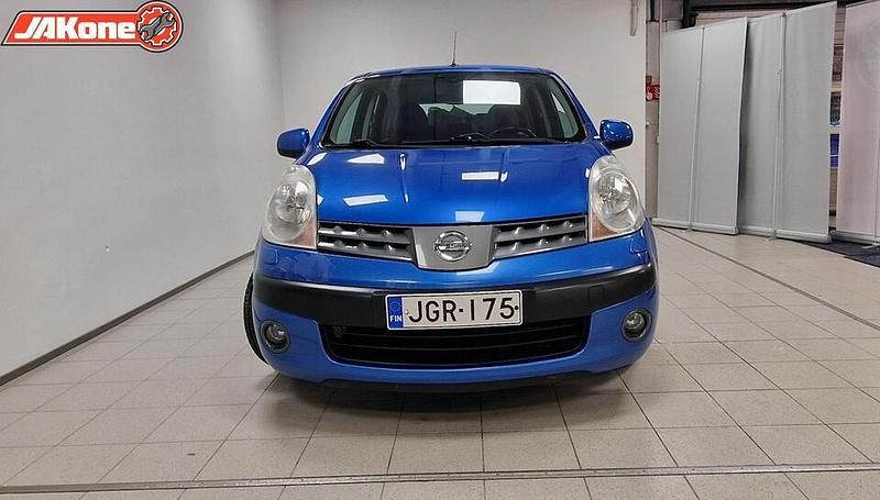 Käytetty Nissan Note Tekna 110 HP (80 kW) 2006 Keltainen Tila-auto