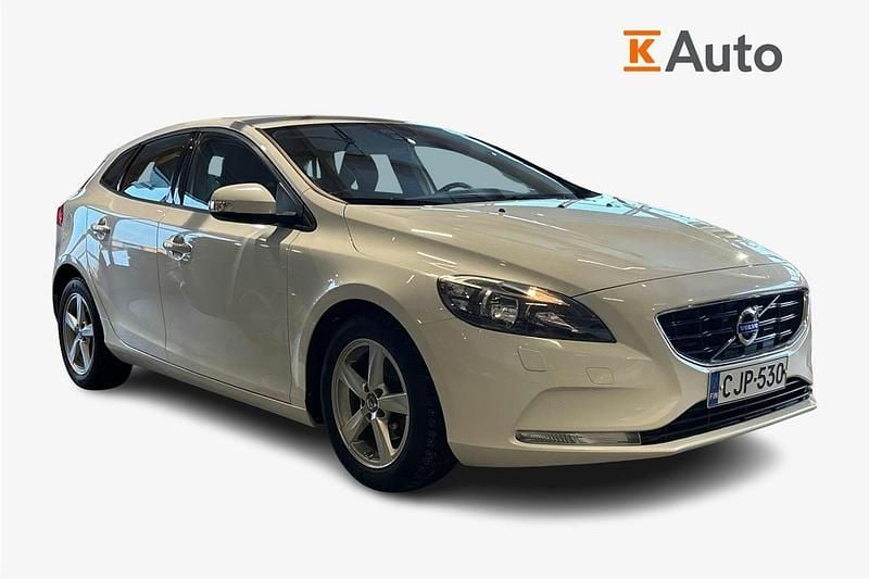 Käytetty Volvo V40 Kinetic 114 HP (83 kW) 2015 Valkoinen Viistoperä