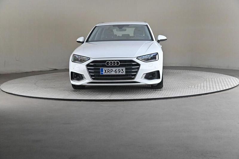 Käytetty Audi A4 204 HP (150 kW) 2023 Farmari