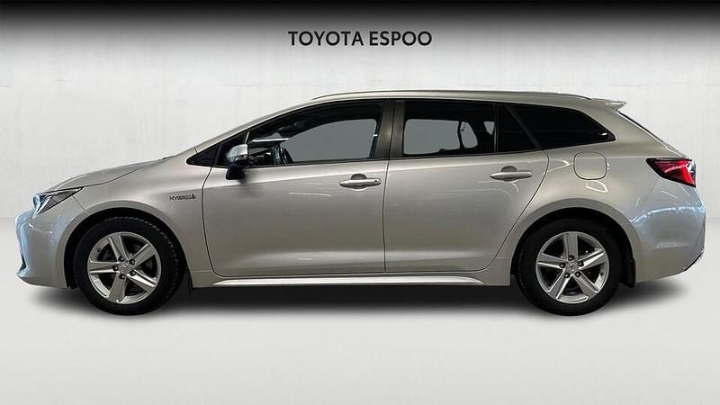 Käytetty Toyota Corolla Active 122 HP (89 kW) 2021 Hopea Farmari