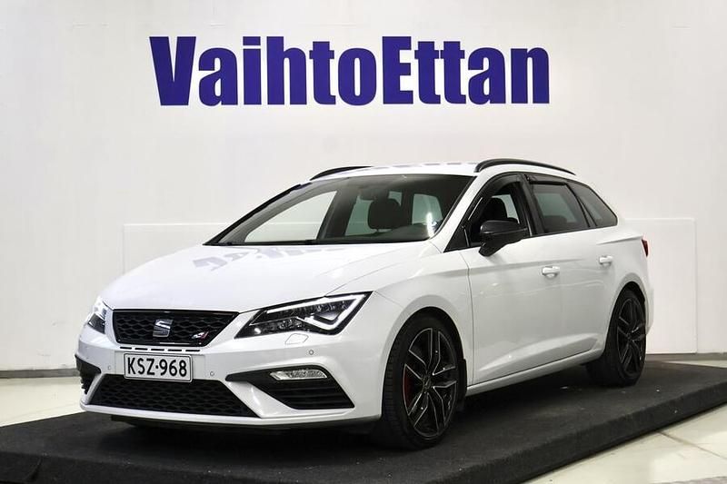 Valkoinen Käytetty 2018 Cupra Leon Farmari | 25 950 € (Perustarjous) - Kuva 1/2