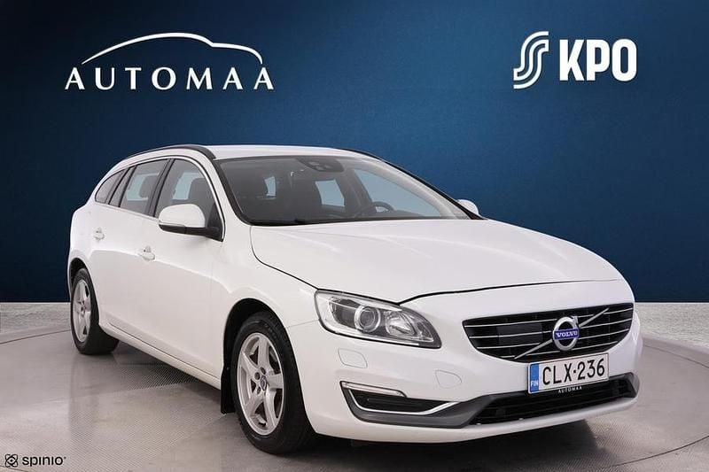 Käytetty Volvo V60 Momentum 181 HP (133 kW) 2015 Valkoinen Farmari