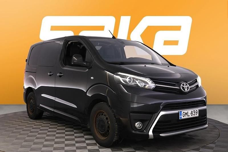Käytetty Toyota Proace 95 HP (69 kW) 2017 Tila-auto