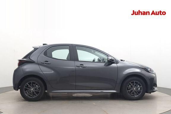 Käytetty Toyota Yaris 114 HP (83 kW) 2025 Harmaa Viistoperä