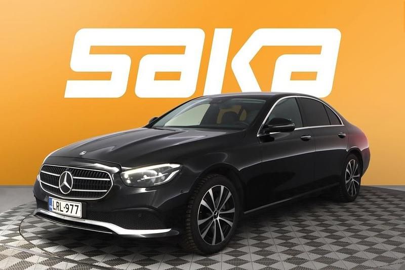 Käytetty Mercedes E300 Edition 313 HP (230 kW) 2023 Sedan