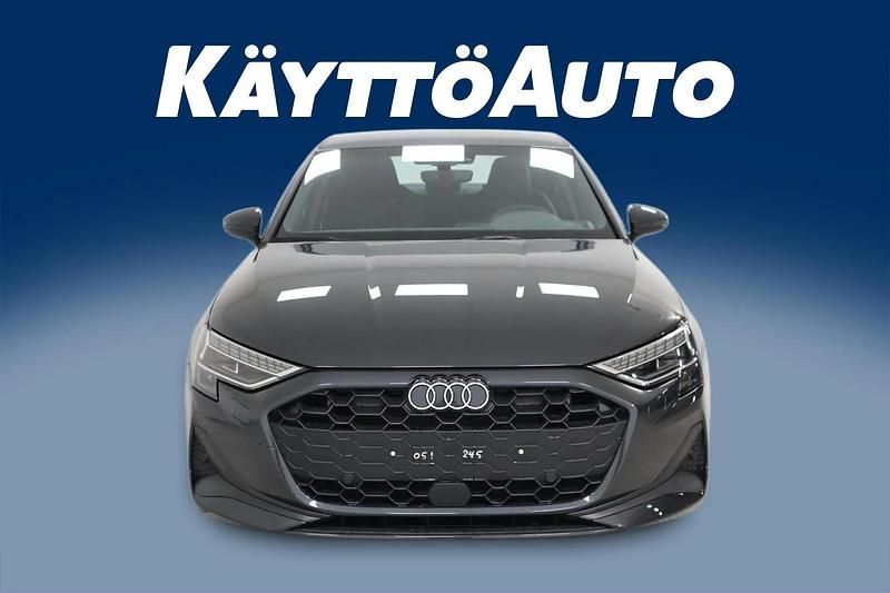 Uusi Audi A3 Advanced 116 HP (85 kW) 2026 Manhattan harmaa met Sedan