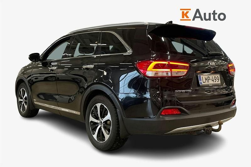 Käytetty Kia Sorento Premium 200 HP (147 kW) 2015 Musta Katumaasturi