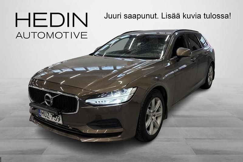 Käytetty Volvo V90 Business Edition 150 HP (110 kW) 2017 Ruskea Farmari
